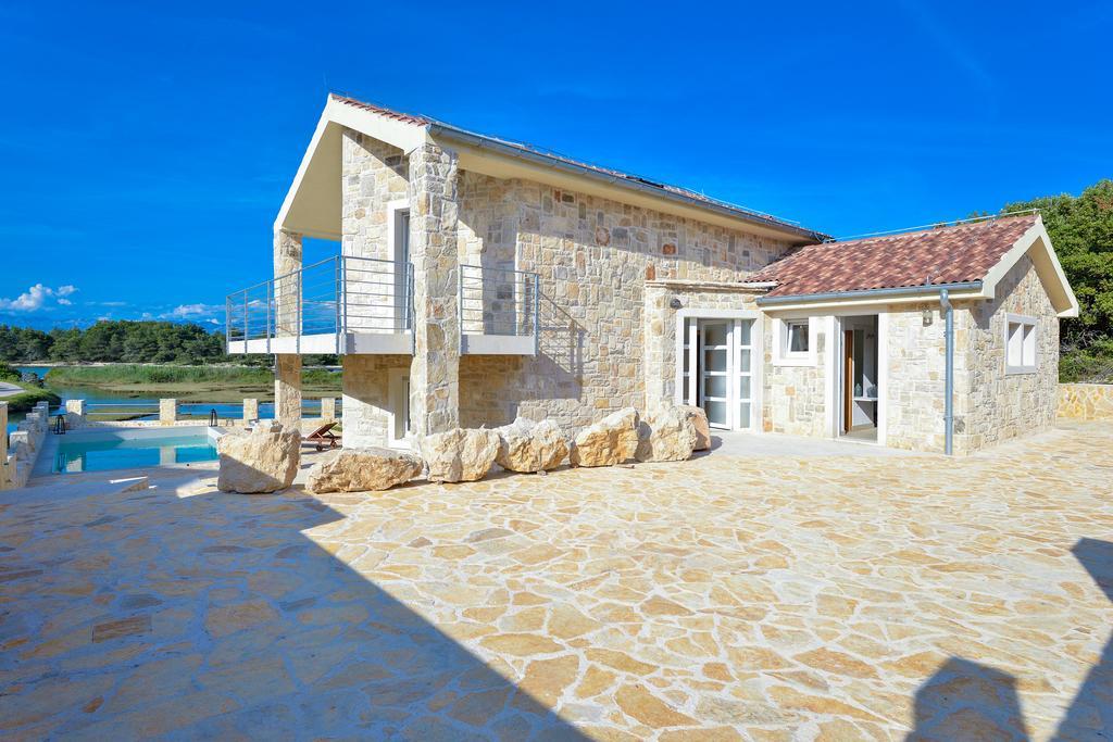 Amazing Villa Ele ซาตอน ภายนอก รูปภาพ